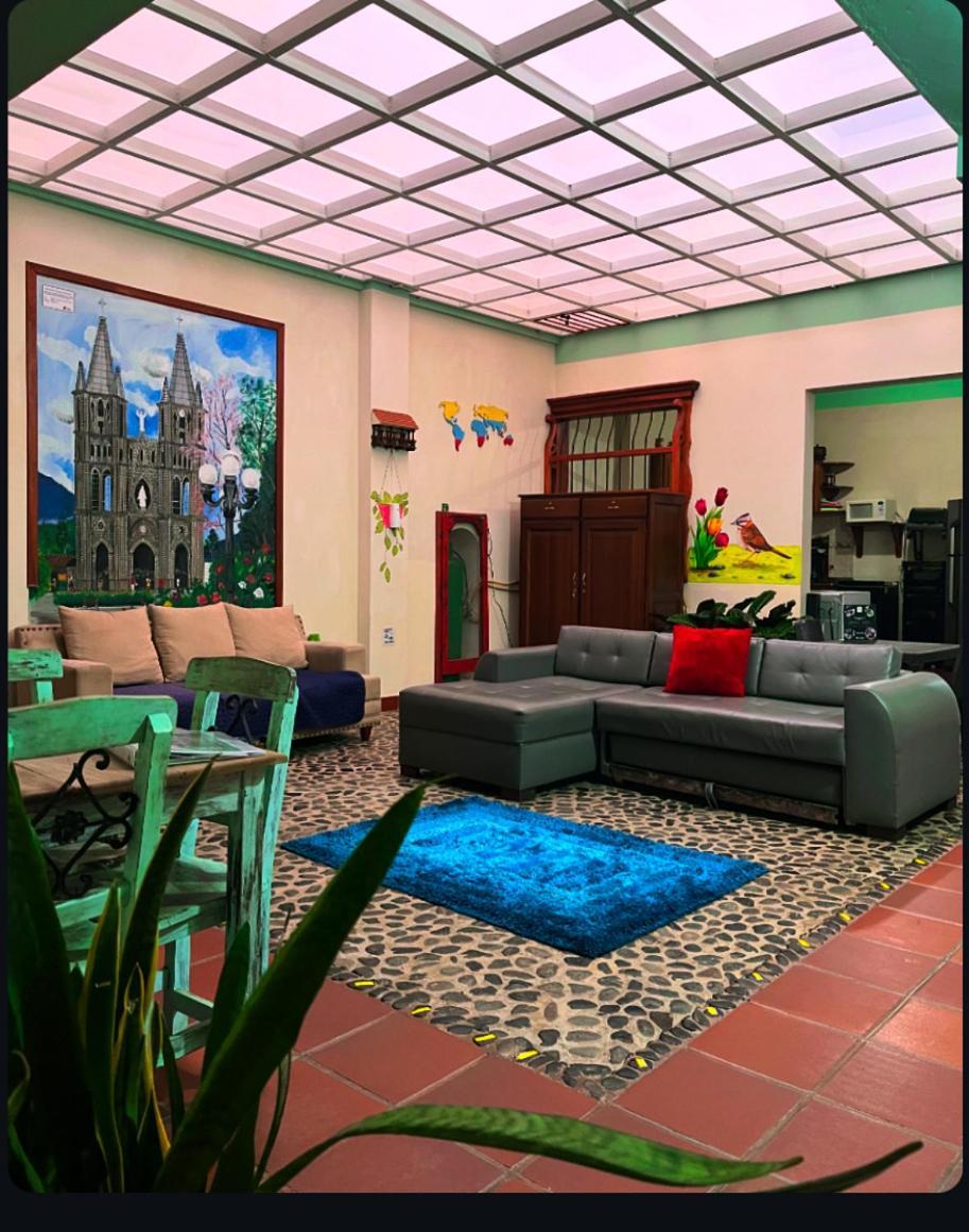 Candileja Hostel 贾丁 外观 照片